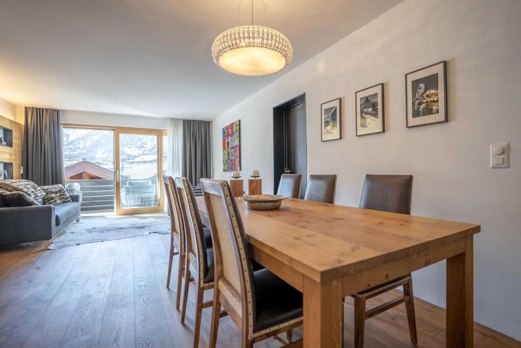 Moderne Wohnung Mit Ausblick Und Viel Sonne Zermatt Esterno foto