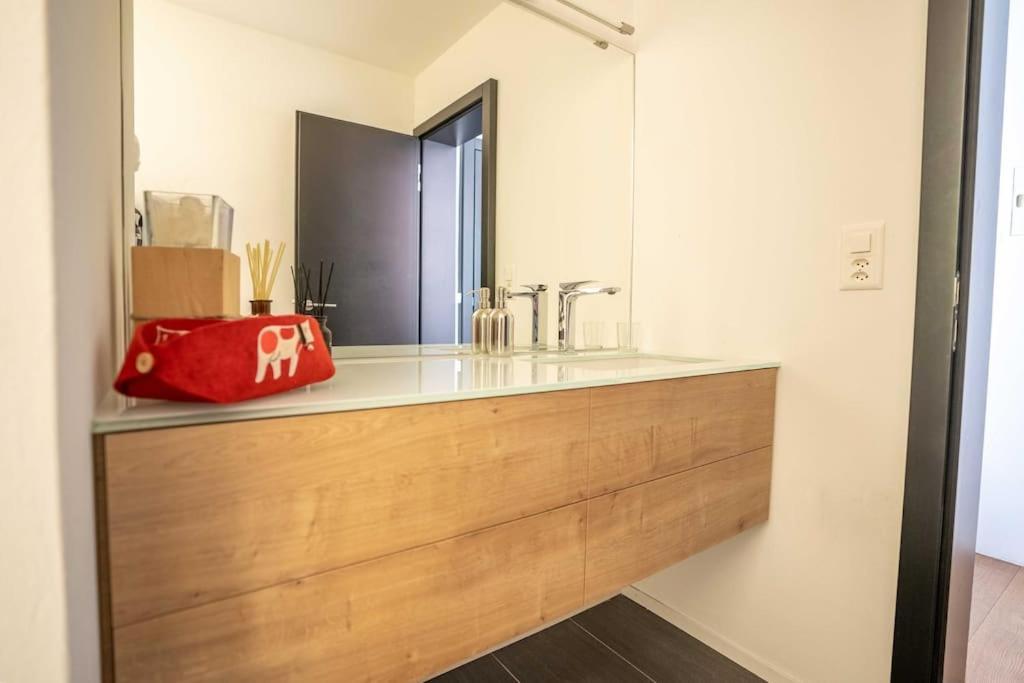 Moderne Wohnung Mit Ausblick Und Viel Sonne Zermatt Esterno foto